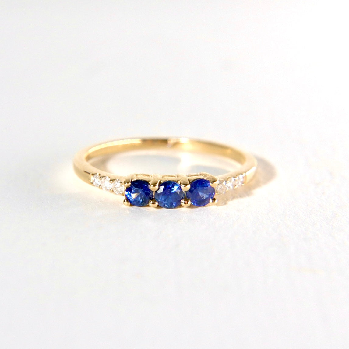 Blue Sapphire Kiss Kiss Ring