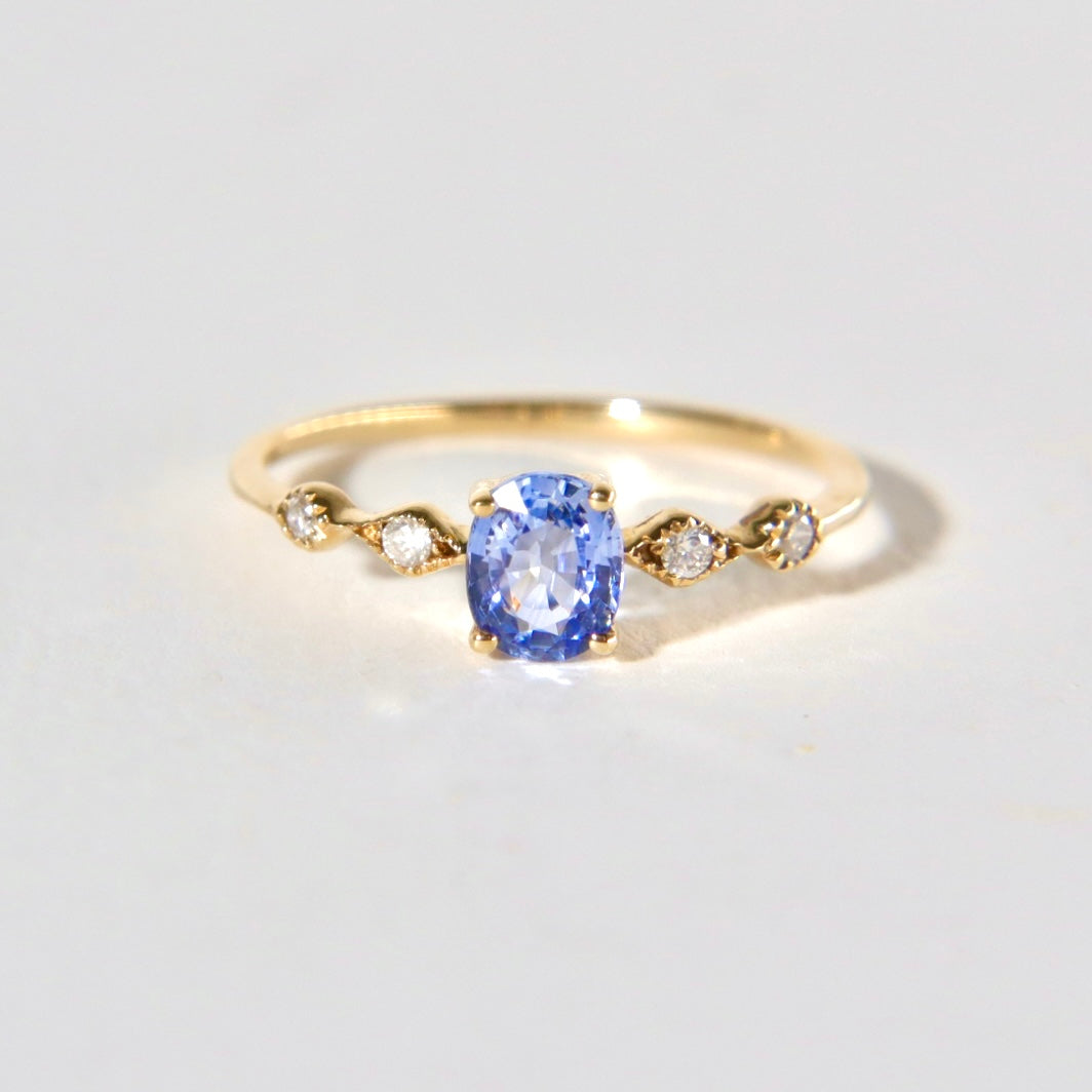 Honeydew Ring | Blue Sapphire