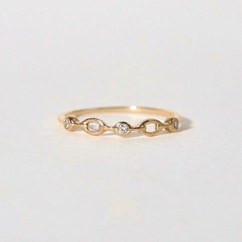 Simple Diamond and Chain Ring