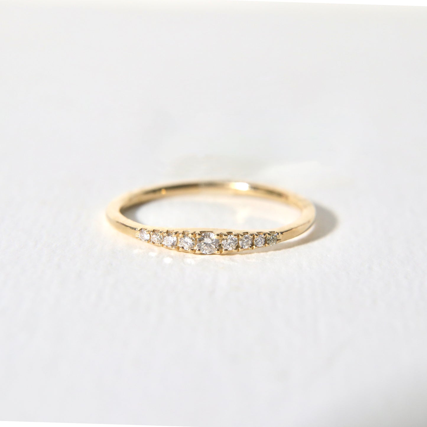Graduated Diamond Ring
