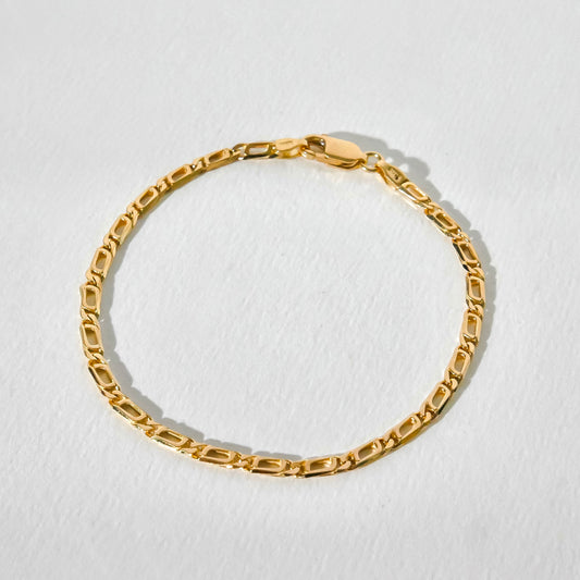 Gold Up Bracelet